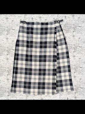Vintage Nordstrom 100% Pure Wool Tartan Wrap Kilt Skirt Made in Scotland Sz 14